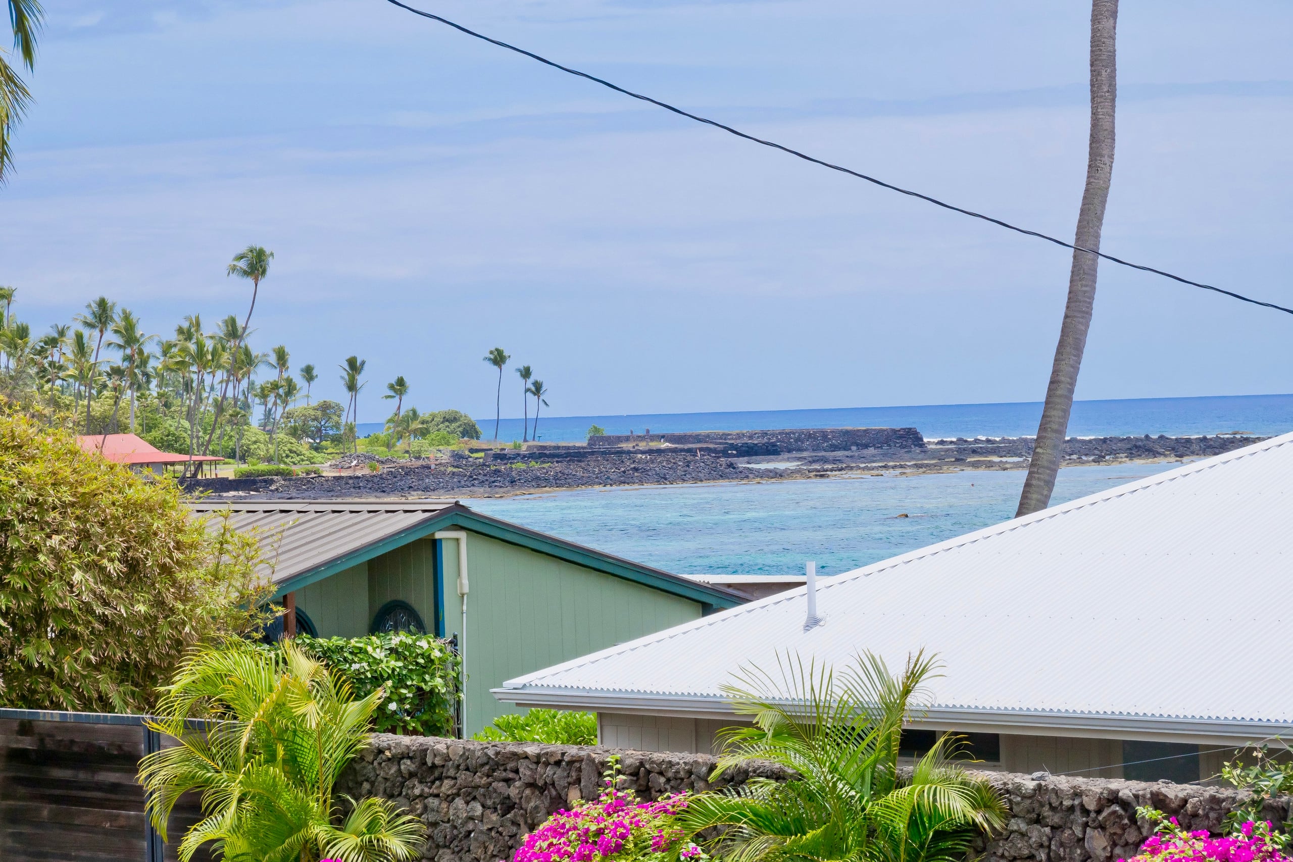 Home in Kailua-Kona · ★5.0 · 2 bedrooms · 2 beds · 2 baths - Image 32