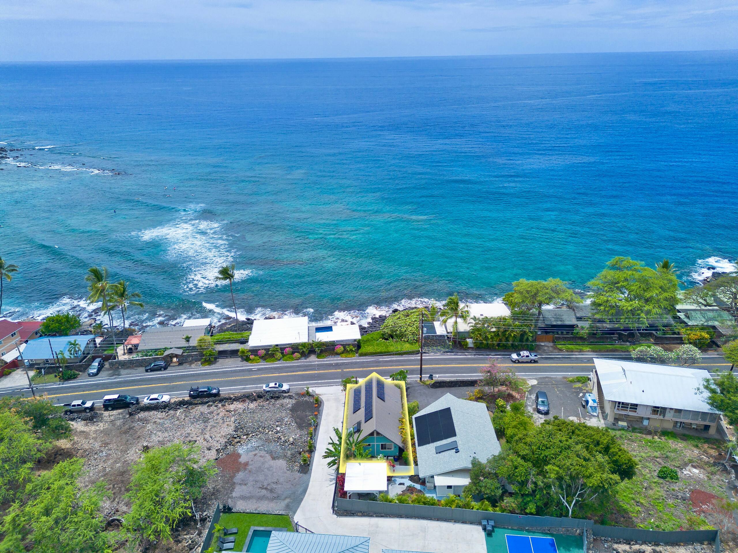 Home in Kailua-Kona · ★5.0 · 2 bedrooms · 2 beds · 2 baths - Image 33