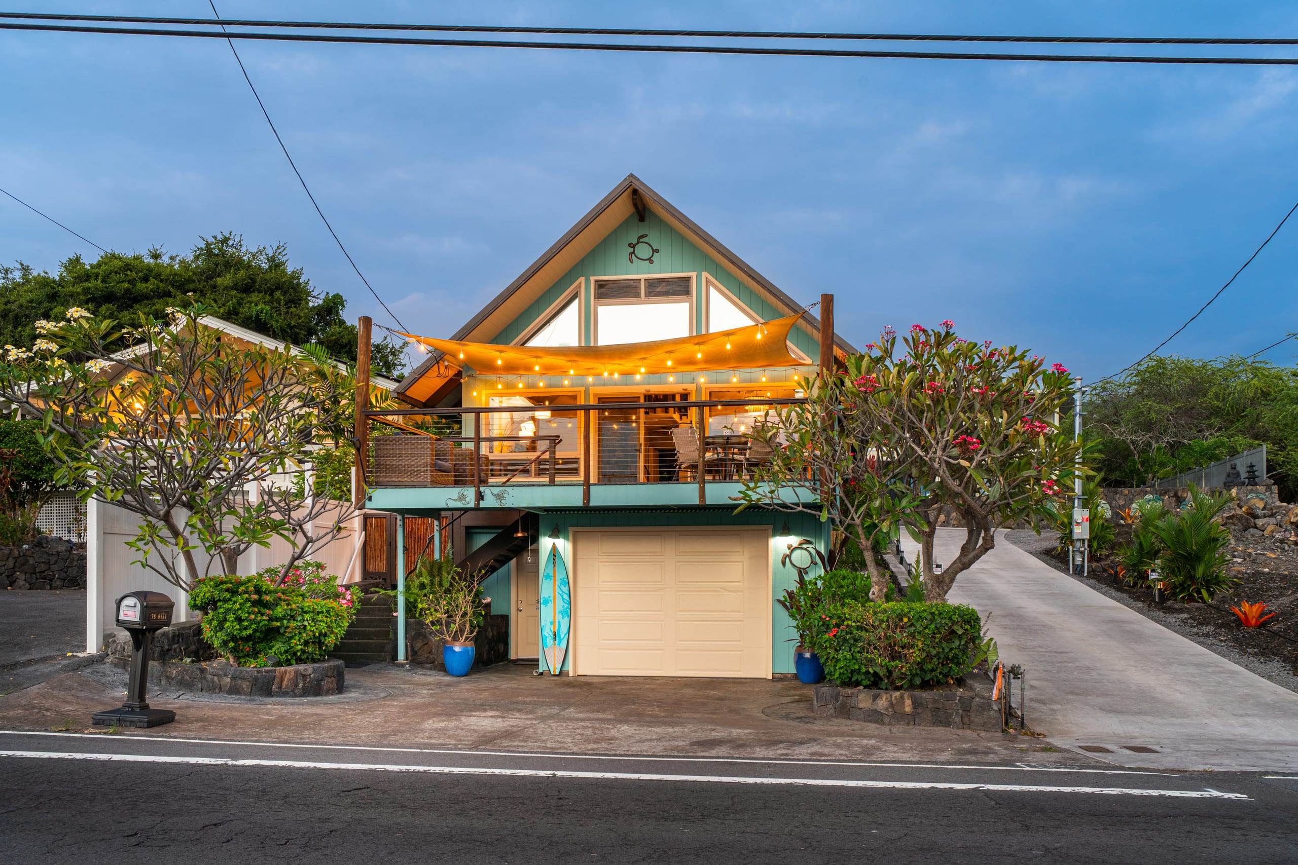 Home in Kailua-Kona · ★5.0 · 2 bedrooms · 2 beds · 2 baths - Image 4