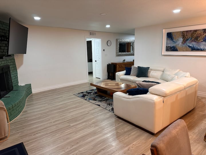 Elegant 3br Family Home Near Park Forest/northwest - ダラス
