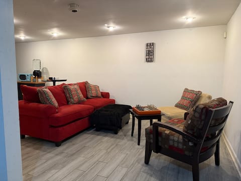 Top Airbnb: Private Entry Basement Suite on Farm in Glenrose Heights