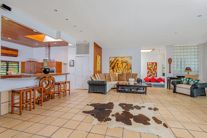 Spindrift Villa – Absolute Beachfront & Sunsets - Rarotonga