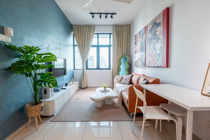 Xiang Ni,Feel Home managed Airbnb listing 1