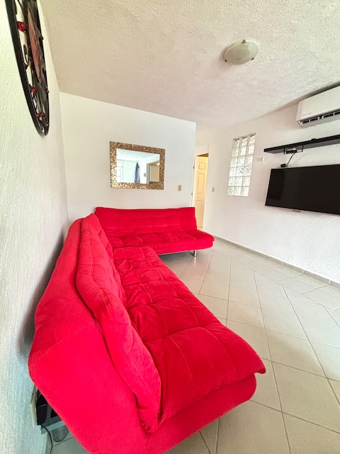 Popular Airbnb listing: Comfortable apartment in Puente del Mar in Acapulco De Juárez
