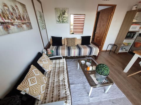 Popular Airbnb listing: Mediterranean cabin ideal for a couple with nice views in Quintero