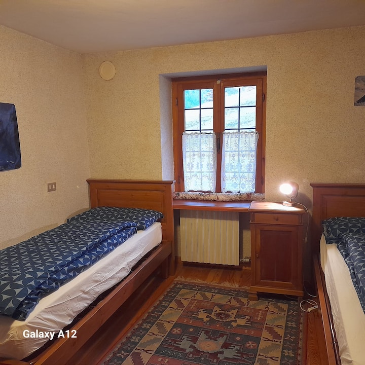 Casa Vacanze Z'fridele Hause - Alagna Valsesia
