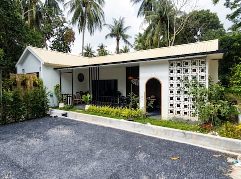 Villa Vista | Peace, Pool & Views