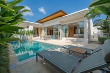 Tropical Holiday Villa Retreat near Bangtao Beach in Phuket, TH