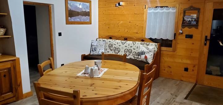 Appart 4/5 Personnes Max Dans Chalet Individuel - Hauteluce - Les Saisies