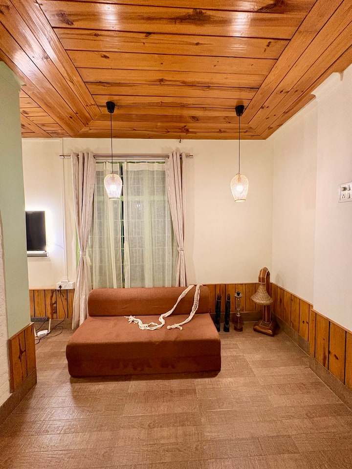Aalay Homestay/riverfacing/rooftop/parking/wifi - Tezpur