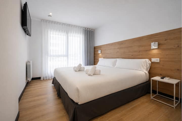 Room 3 (Matrimonial) Donostiarooms - 多若斯迪亞