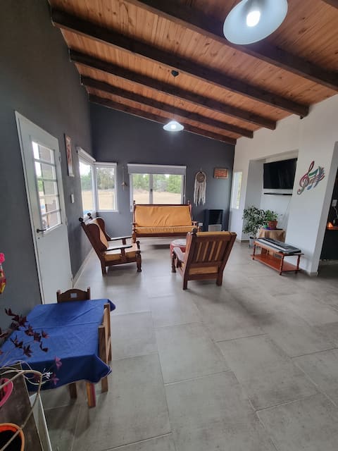 Top Airbnb: entire house in Departamento Adolfo Alsina