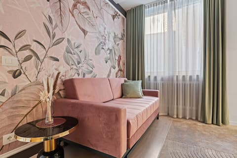 Top Airbnb: Art & Elegance in the heart of Trento FourringsLuxury in Trento