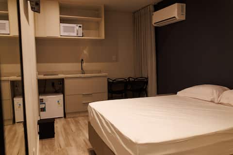 Top performing Airbnb: Studio in Downtown | Air Conditioning + Garage in Guarapuava