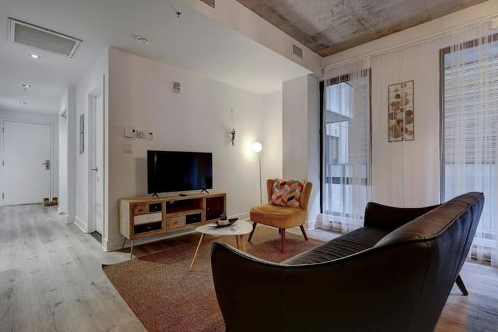 Stylish 1br Urban Loft | In-unit Laundry - Montreal