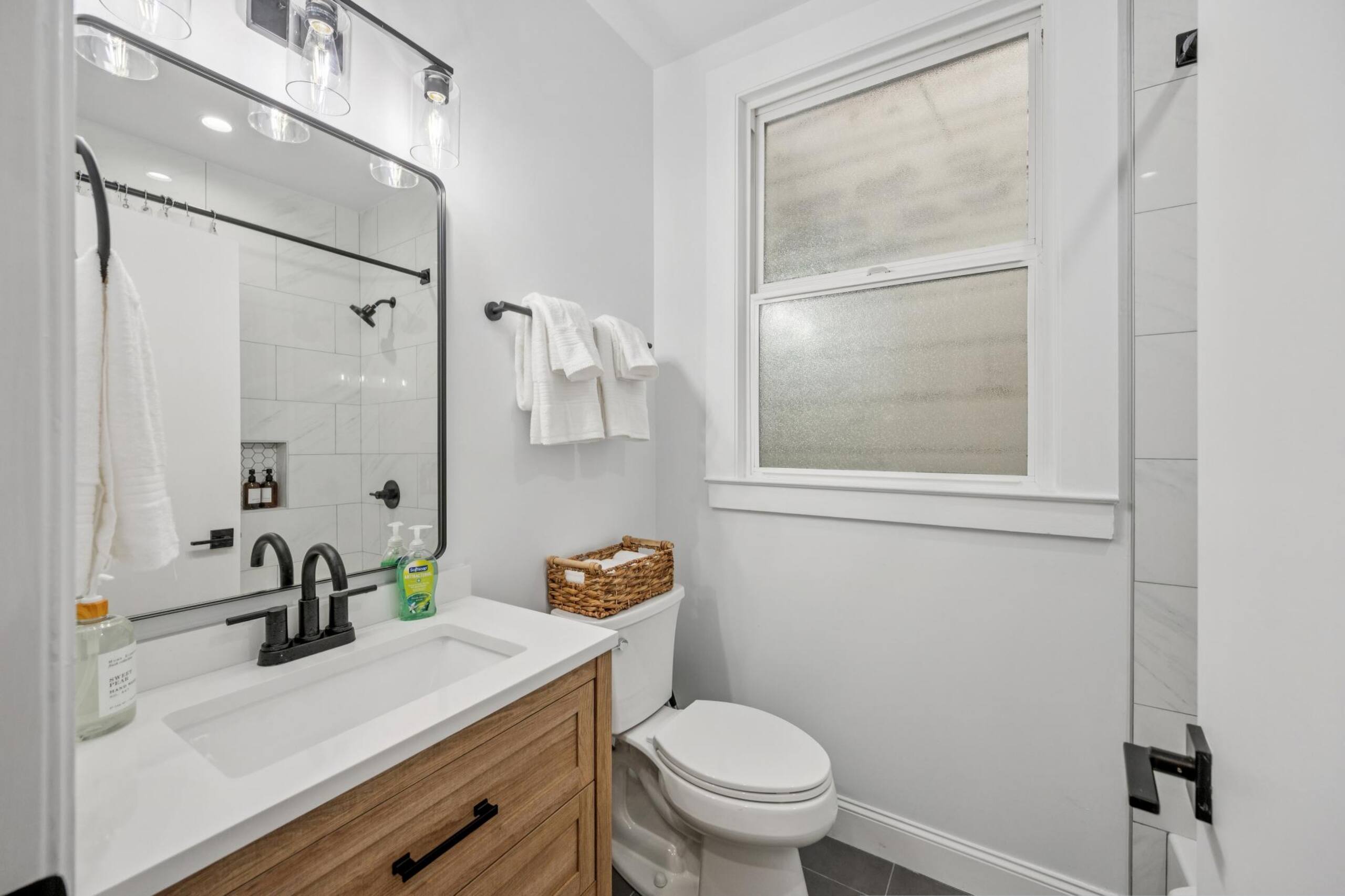 Home in San Francisco · ★5.0 · 2 bedrooms · 2 beds · 1 bath - Image 29