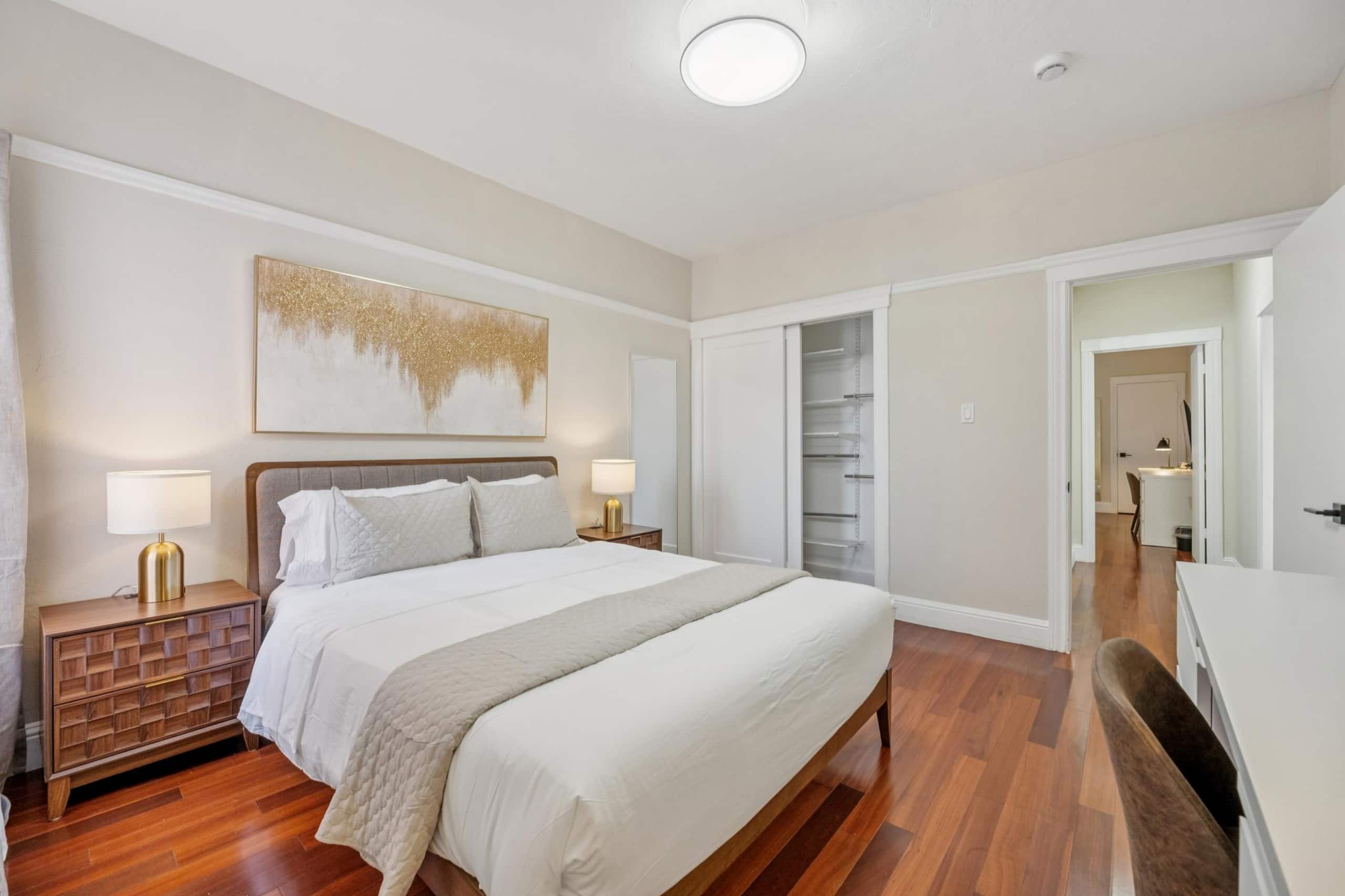 Home in San Francisco · ★5.0 · 2 bedrooms · 2 beds · 1 bath - Image 44