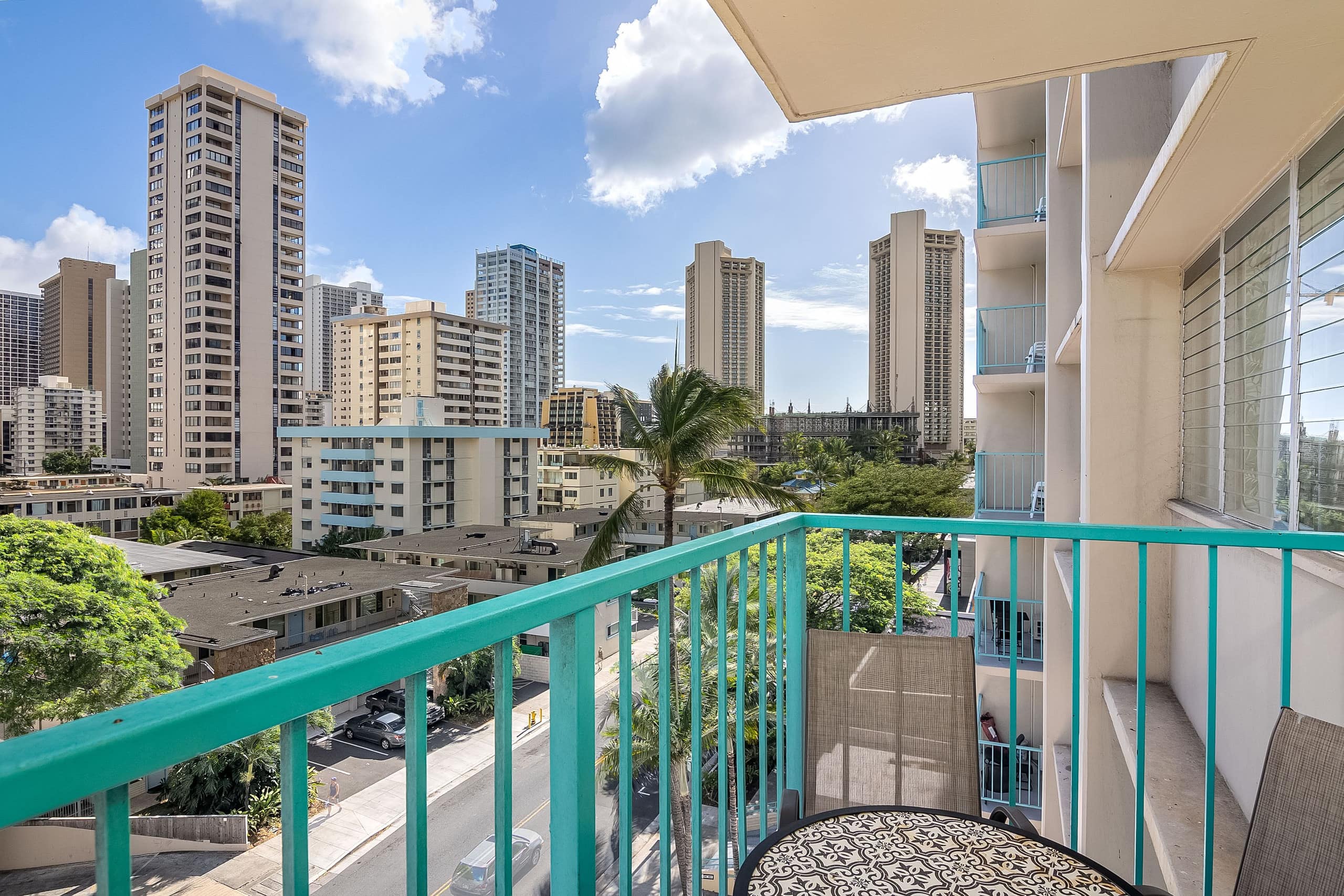 Hotel in Honolulu · ★4.77 · Studio · 1 bed · 1 private bath - Image 15
