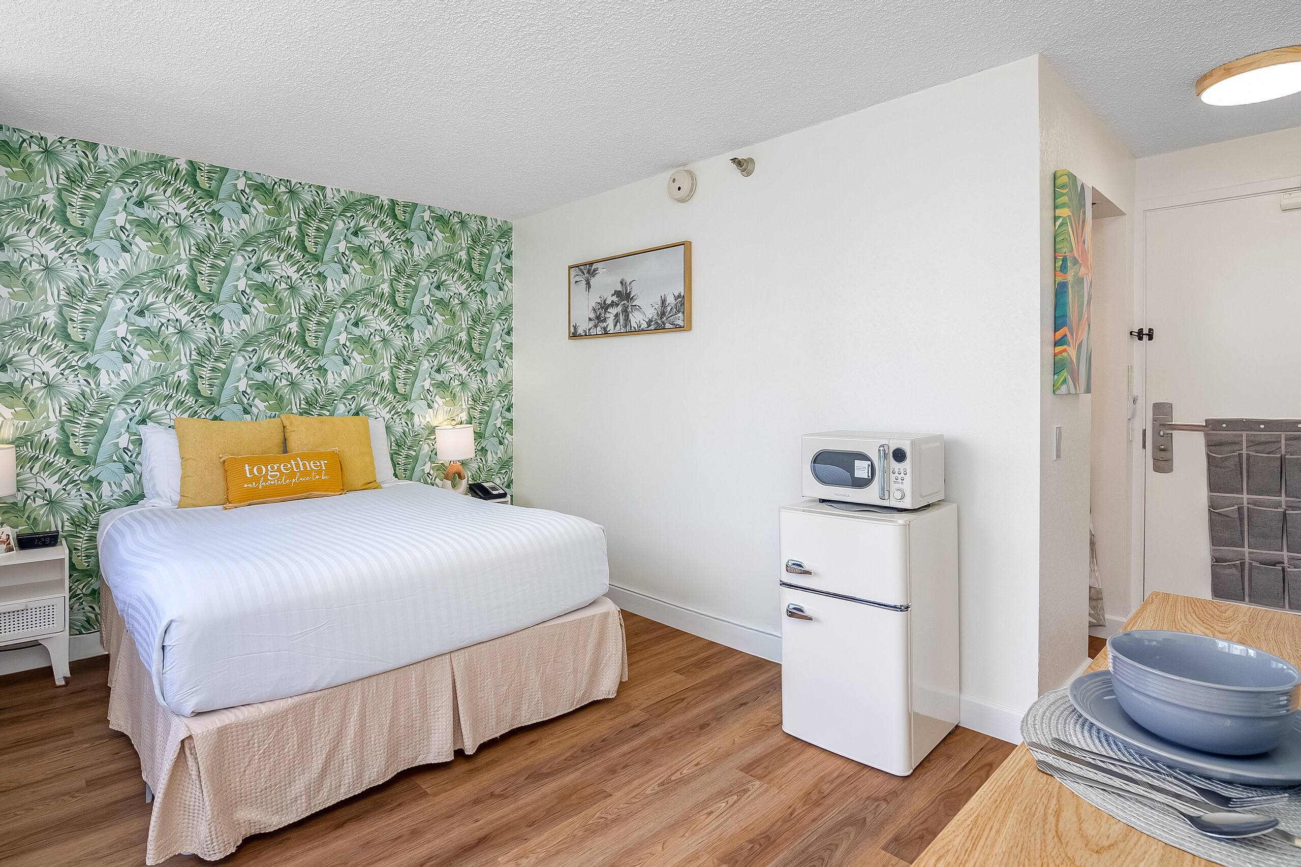 Hotel in Honolulu · ★4.77 · Studio · 1 bed · 1 private bath - Image 48