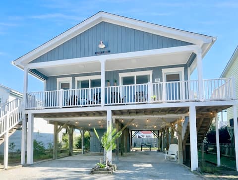 Popular Airbnb listing: Marsh View Cottage, 5 Min Walk to Beach, ICW Views in Holden Beach