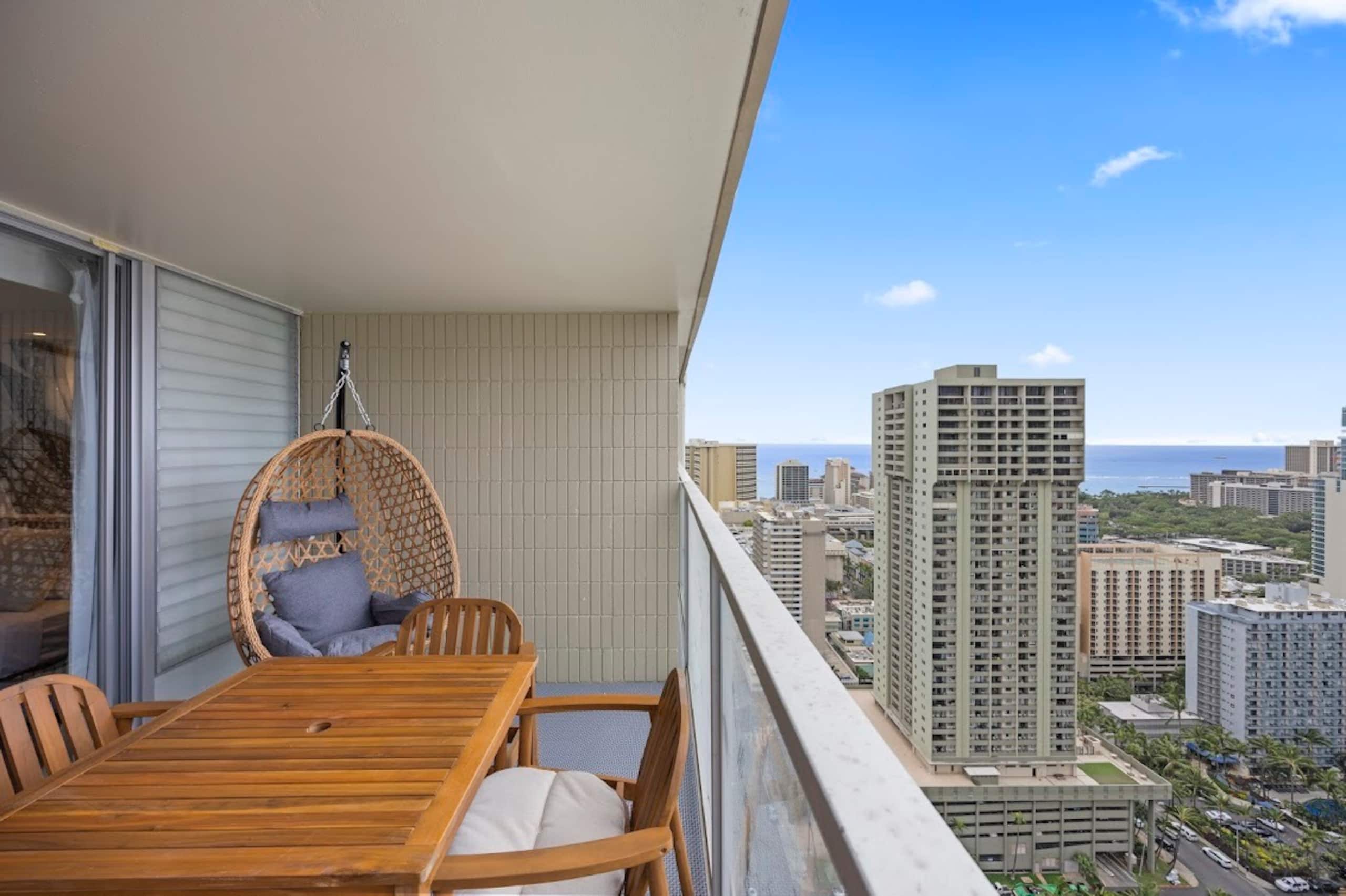 39F-Stunning High-FL Studio w/Ocean & City Views - Image 29