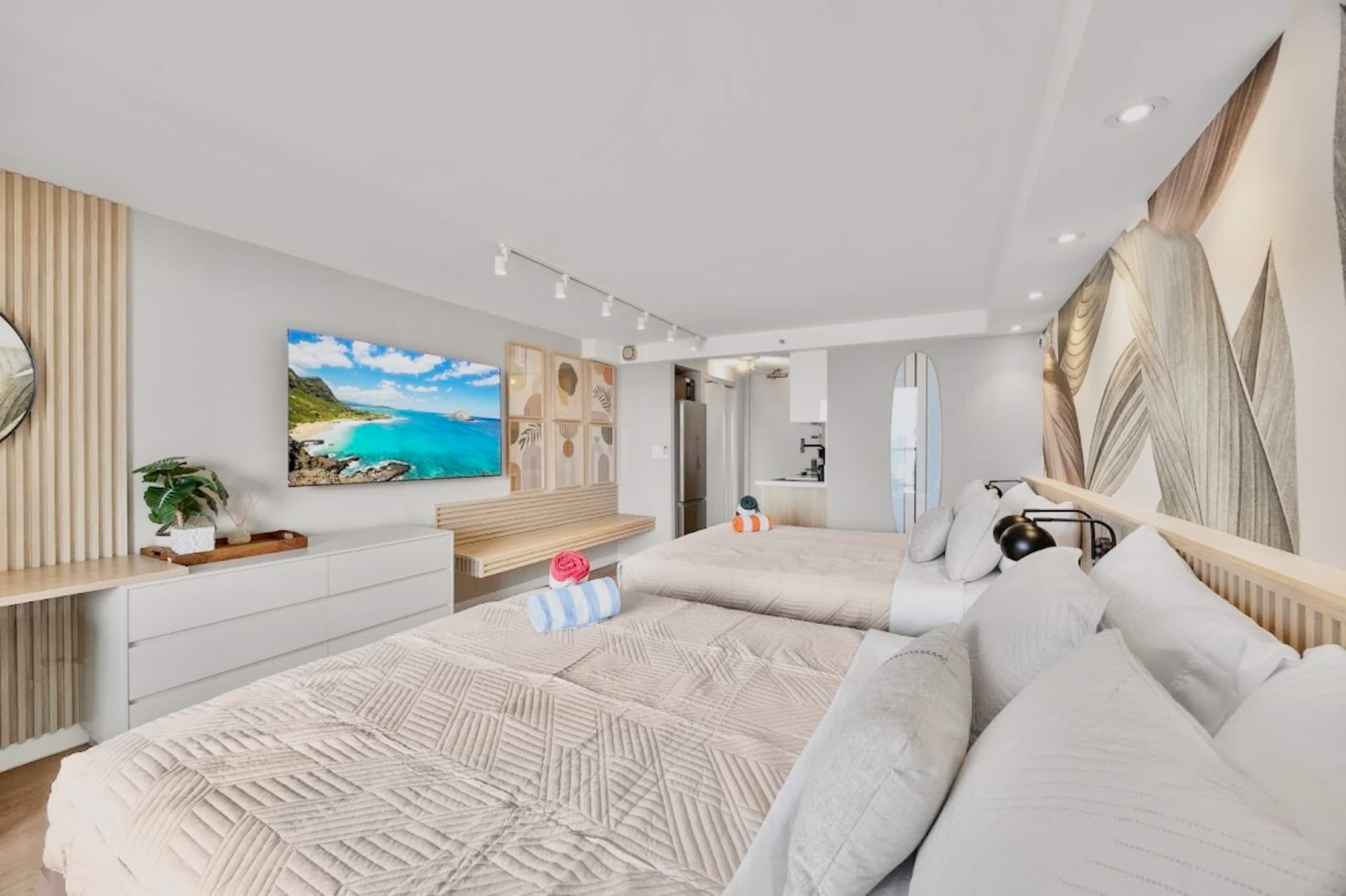 39F-Stunning High-FL Studio w/Ocean & City Views - Image 9