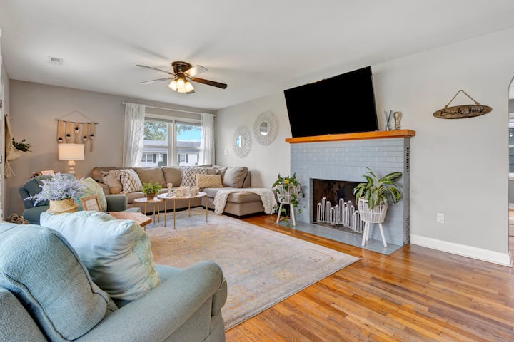 Coastal Cottage | 4br, Dog-friendly, Sleeps 10 - Lewes, DE
