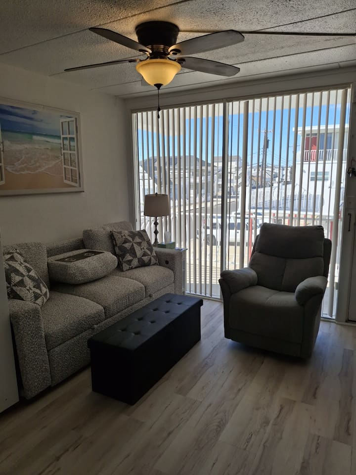 Malibu Breeze @ The Malibu - Wildwood, NJ