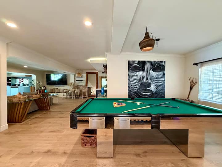Lake House, Bali Tropical Vibes, Billiards, Grill - North Miami Beach, FL