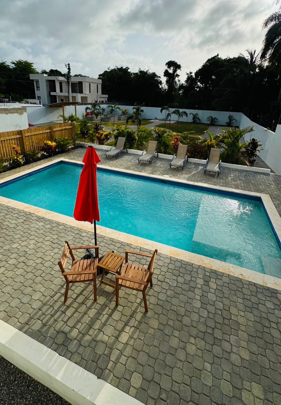 Property image 31 - Luxury 3BR Modern Apt. Short Walk to the Beach!