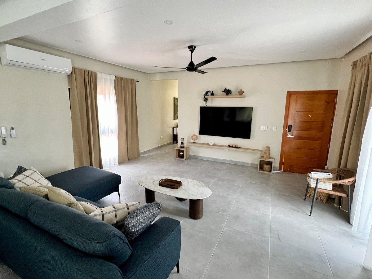 Property image 10 - Luxury 3BR Modern Apt. Short Walk to the Beach!