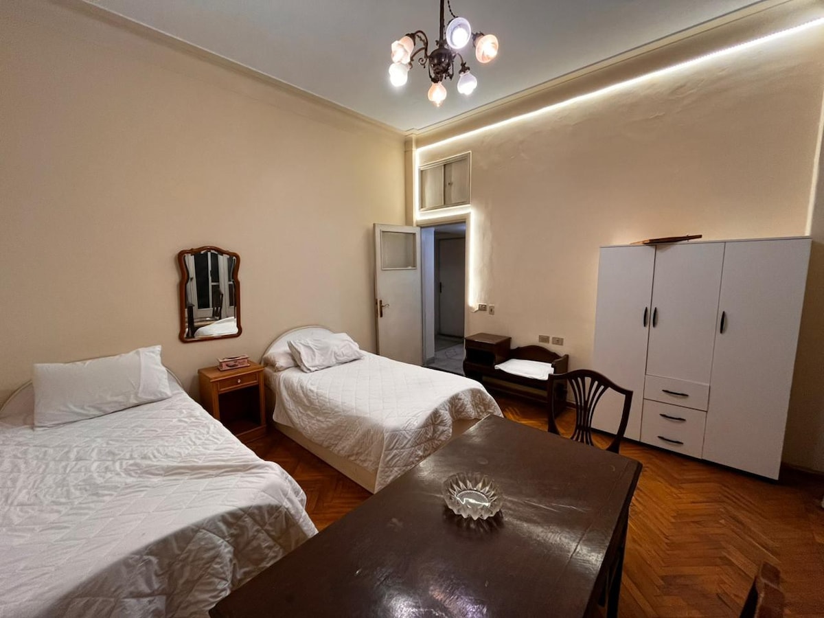 غرفة النوم 1