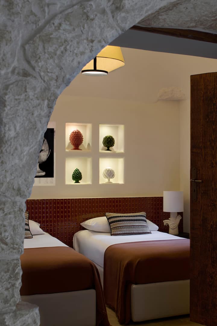 חדר זוגי - Trullo Nuvola
ניתן לחבר את שתי המיטות כדי להפוך למיטה זוגית 