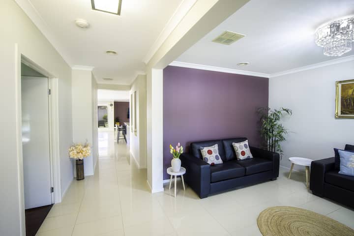 Popular Grand Villa Shepparton - Shepparton