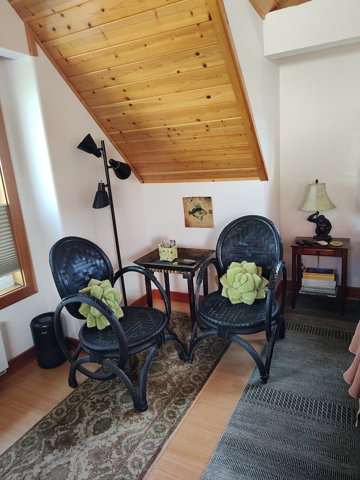 Mandog Manor Guest House Arch Cape Oregon - Cannon Beach, OR