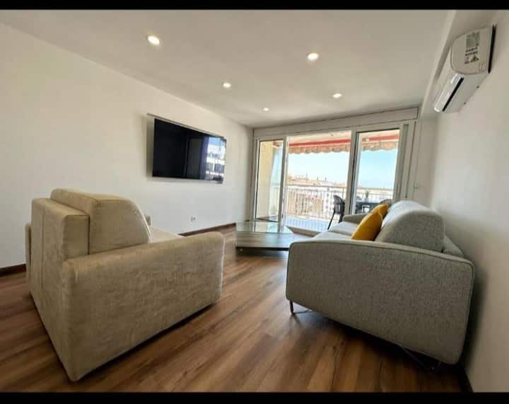Appartement Avec Piscine Et Parking Salou - Salou