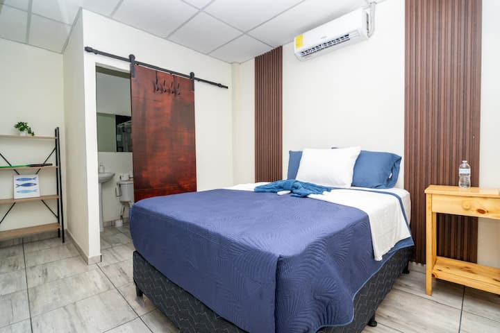 საძინებელი 1