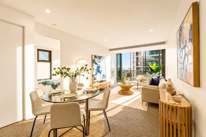 Southbank Condo With Skyline View, Pool & Parking - Melbourne