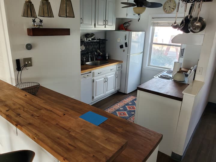 Ihb Condo Suite - Satellite Beach, FL