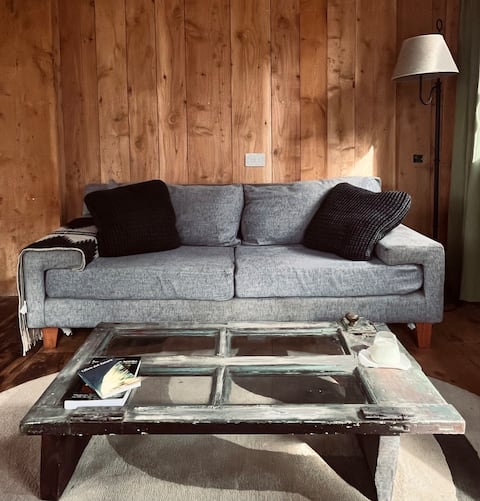 Top performing Airbnb: Root Space in Los Reartes