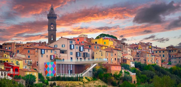 Romantic Tuscan Escape With Hill Views - Pontedera
