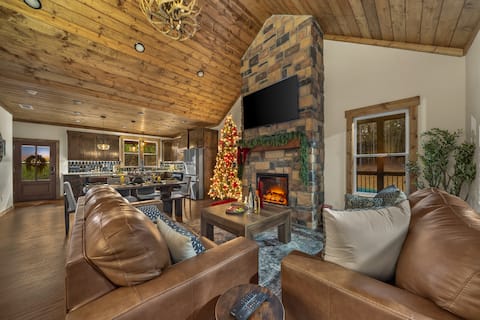 Top Airbnb: Time Well Wasted | Ride to Wolf Pen Gap | Hot Tub in Southwest Arkansas Rural