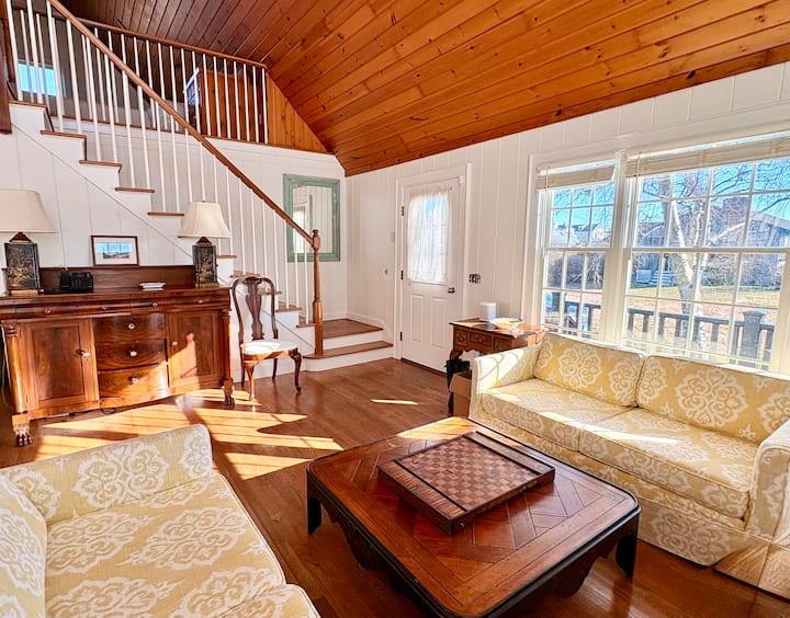 The Beach Cottage - Westerly, RI