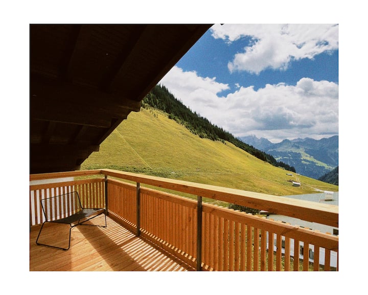 Ferienwohnung Mit Balkon Auf 1500m - Faschina