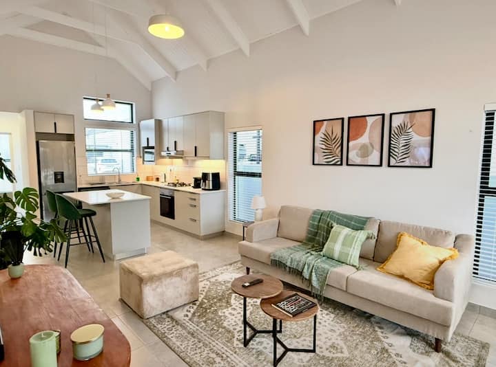 Modern Coastal Getaway, Langebaan - Langebaan