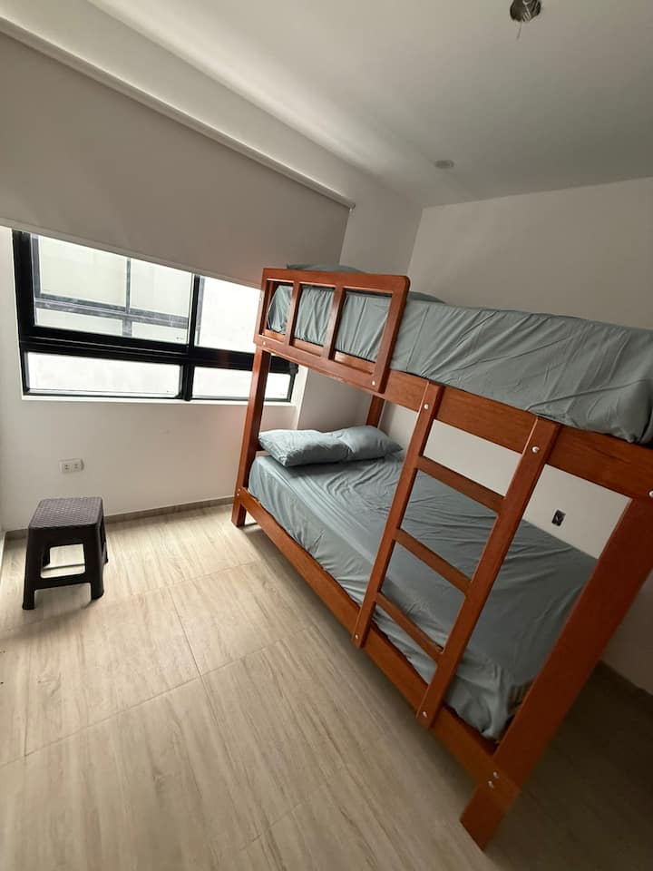 საძინებელი 4