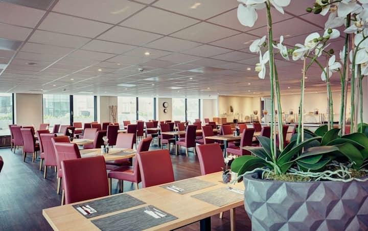 Comfort Plus | Amedia Amsterdam | Free Parking - Hoofddorp
