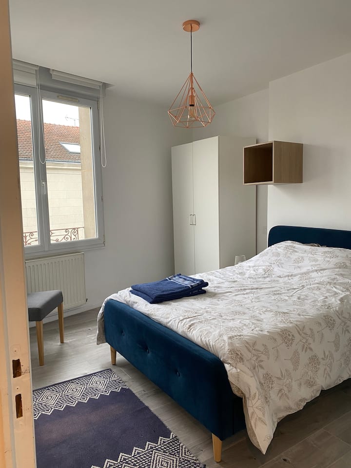 תמונות לא ערוכות, בלי בינה מלאכותית!

חדר שינה 1