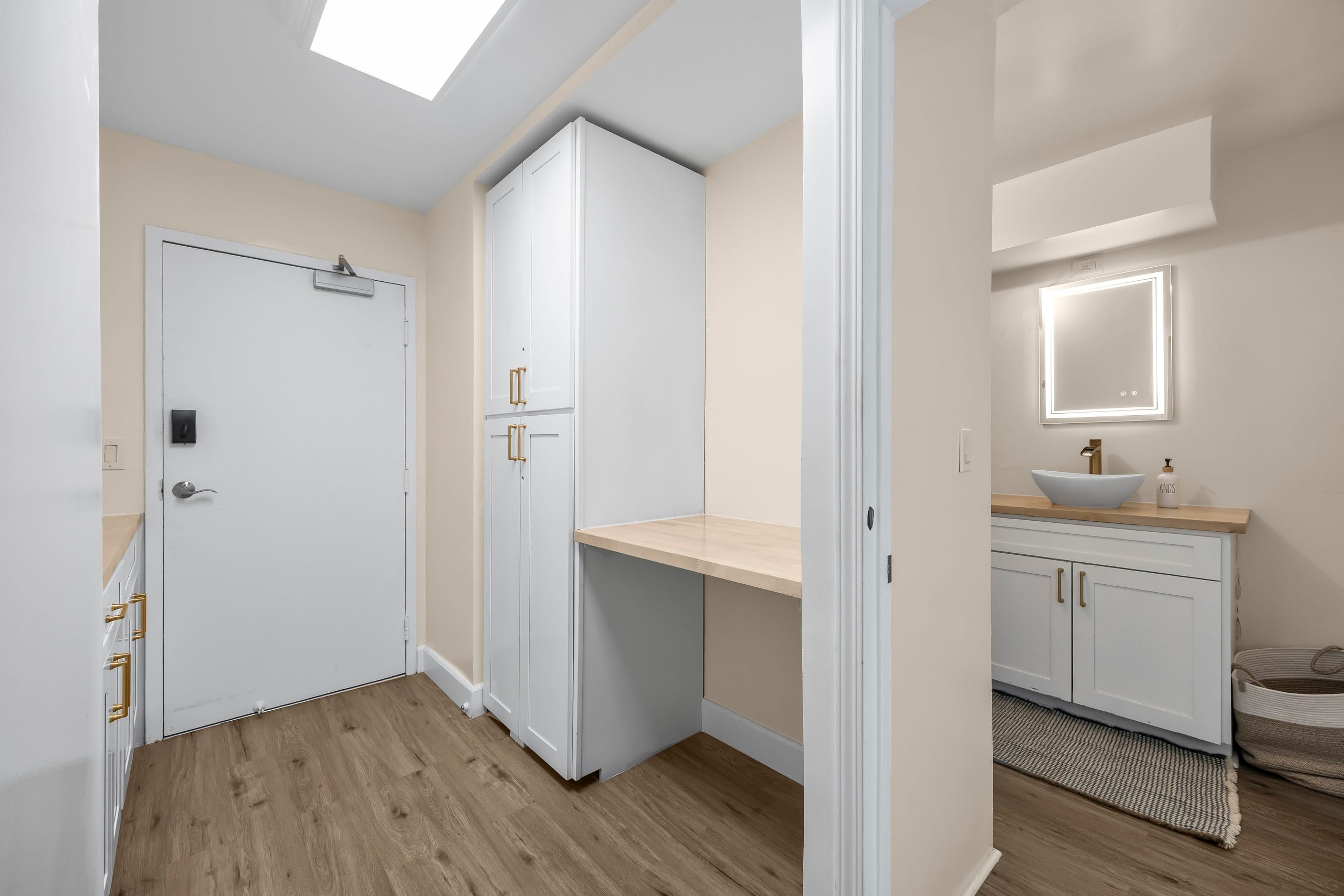2BR w/ Balcony | ~Walk to Beach & Shops - Image 12