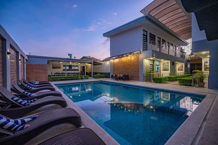 Casa Havana Jaco Your Private 17-bedroom Oasis! - Costa Rica